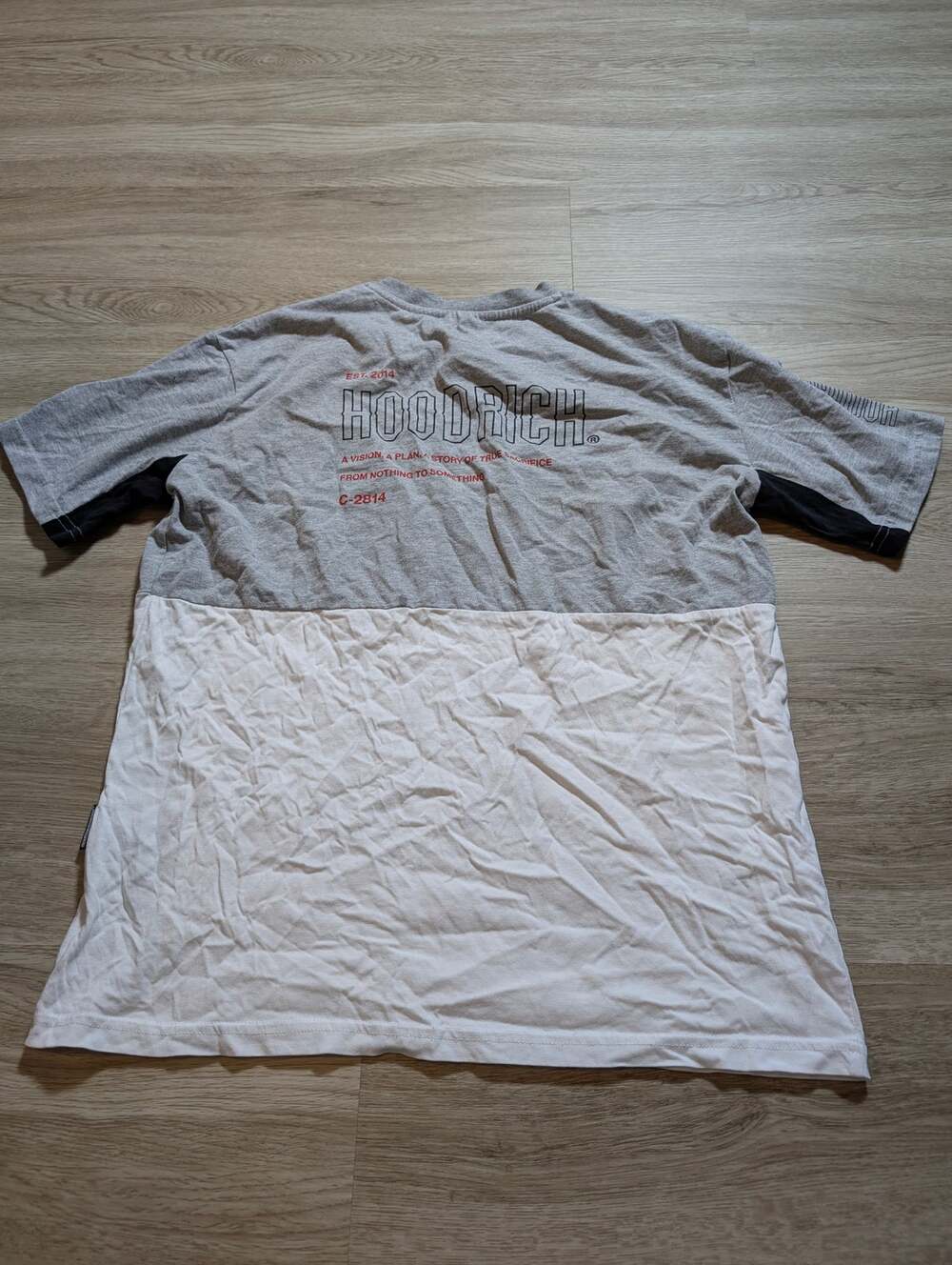 Hoodrich Mens Grey White Size M Short Sleeve Colorblock Graphic Streetwear Shirt